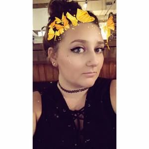 Meet your Posher, Abbi